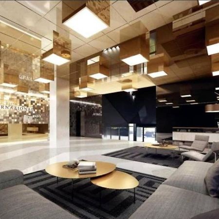 Mega Style Apartments The International Мельбурн Экстерьер фото