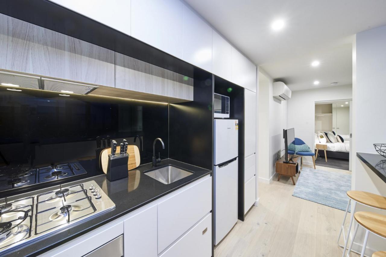 Mega Style Apartments The International Мельбурн Экстерьер фото